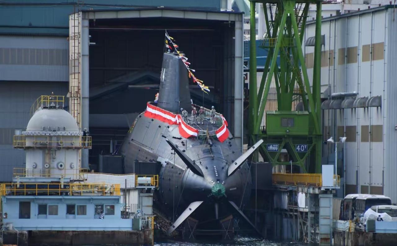 教科书级反杀！美国发明的禁售，被东大玩成王牌，日本直接懵圈真的笑不活了！当年