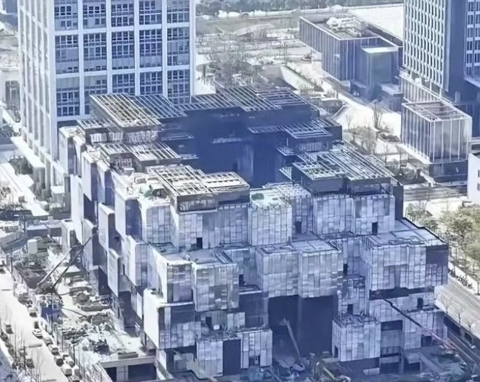 阿里巴巴上海总部大楼，谁知道工程师的设计灵感来自哪里？