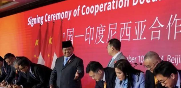 印尼总统来北京后，决定将他们拖了30年，价值5800亿的项目给中国。9月3日当天