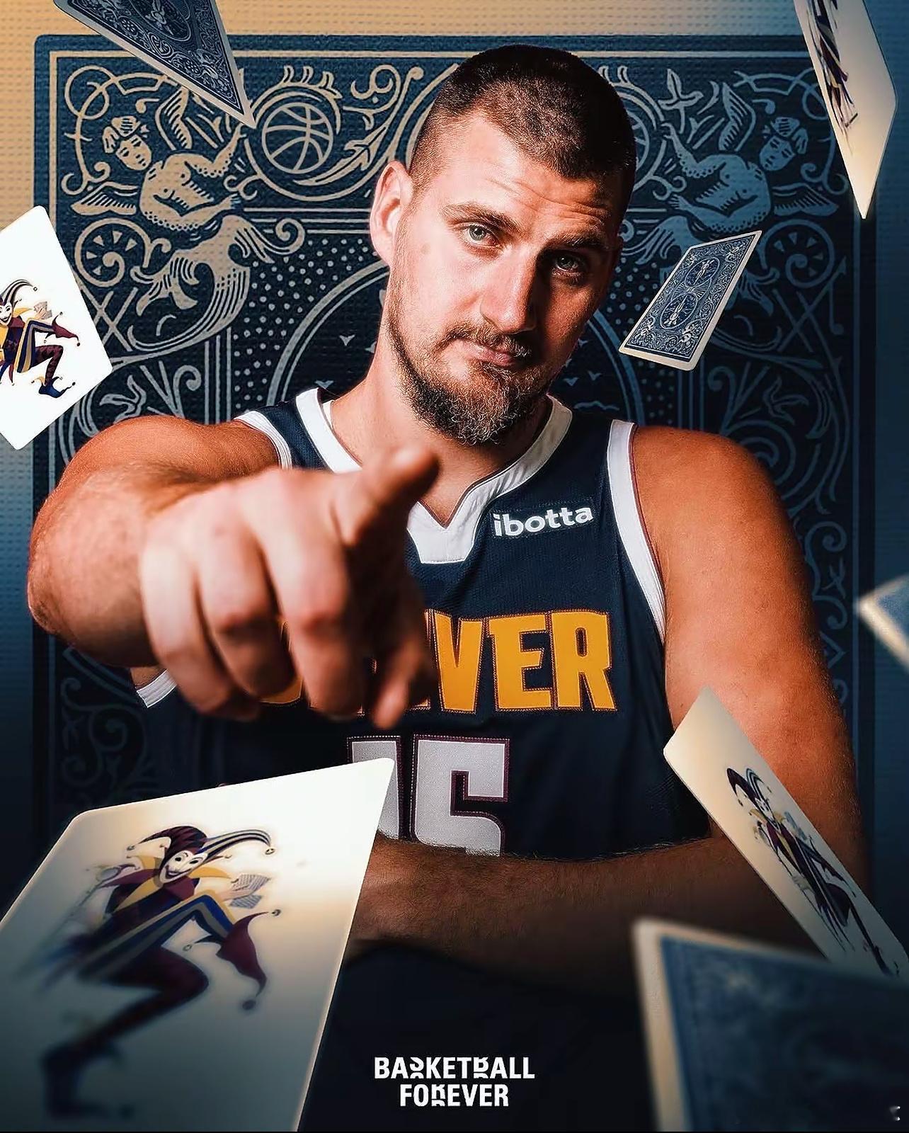 这简直是降维打击。36分12篮板8助攻，约基奇这数据拿得太轻松了，感觉还没怎么出