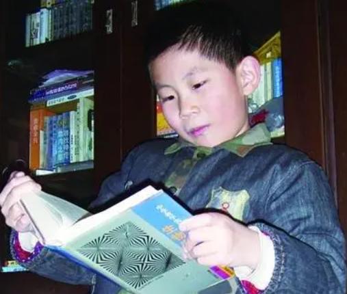 “山东神童”苏刘溢，3天读完小学，10岁高考566分被南科大特招，结果读大学嫌太