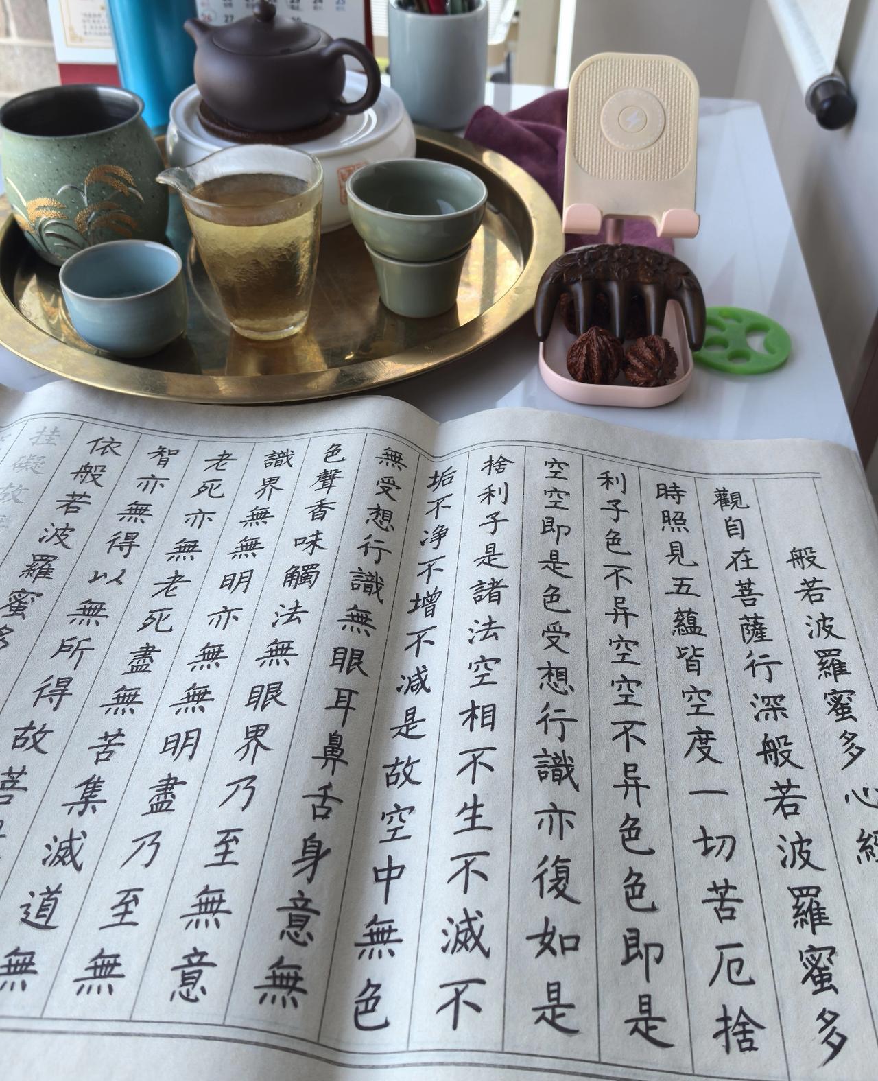 退休后还能有人惦记着，感觉不错退休一年多了，我也算见识过了人情冷暖