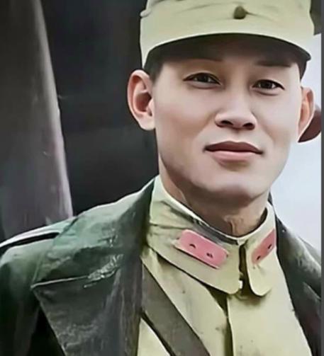 🌞1951年，孙立人脱了衣服上床睡觉，习惯性地搂住老婆，却发现手感不对劲，