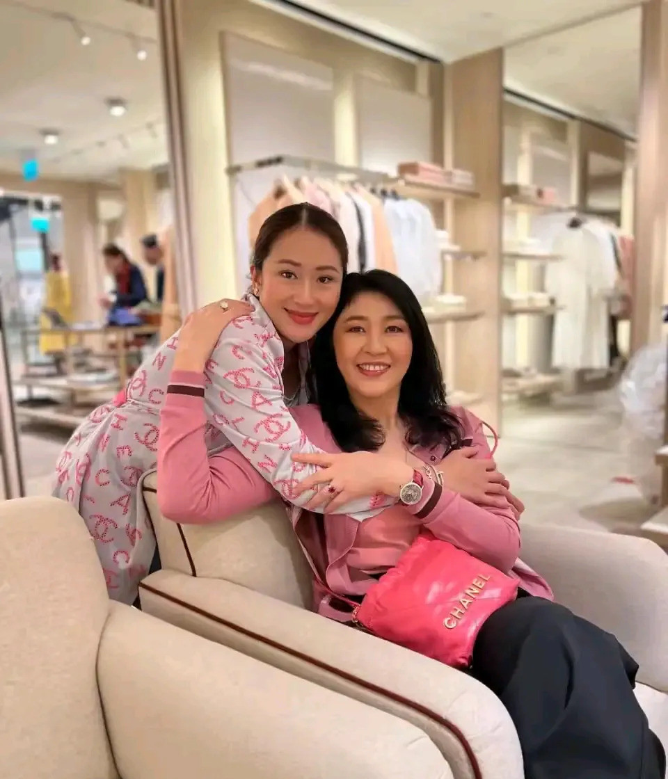 泰国美女总理的神话故事真刺激泰国总理的故事简直比电视剧还