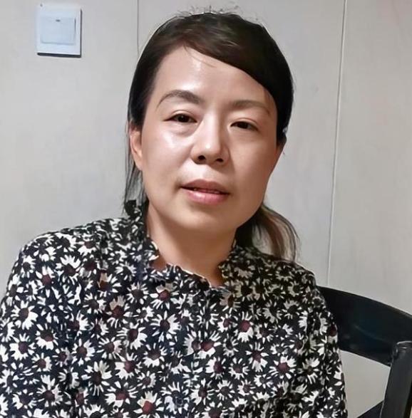 柴桑大姐为许妈发声了！柴桑大姐表示，追真这条路确实比较难走。五