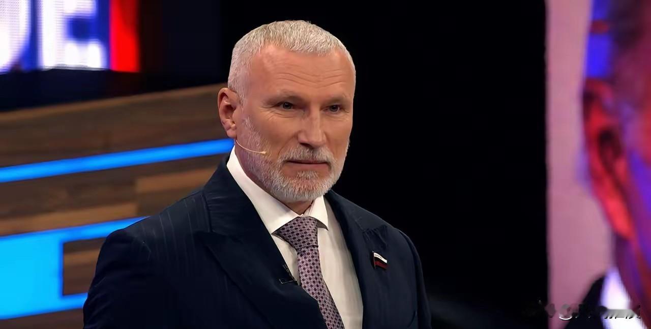 1月7日，俄罗斯国家杜马国防委员会第一副主席就美军扣押俄罗斯油轮“马林纳”号发表