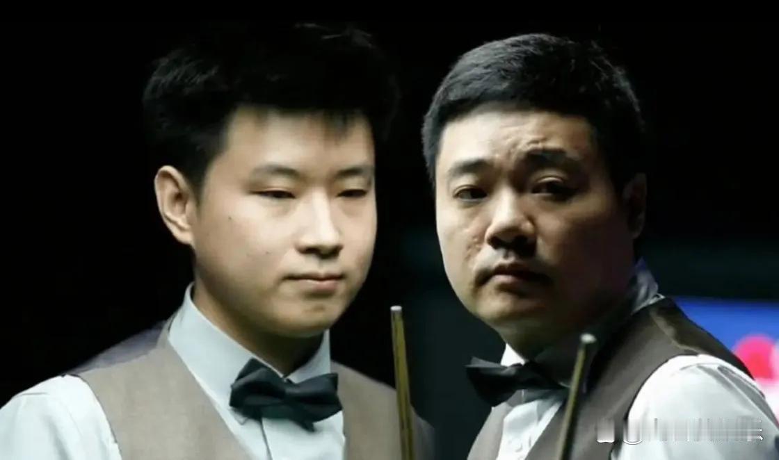 看啦他们的比赛，第一阶段，赵心童不是很投入，先陪大哥玩玩，开始还比分落后，随着比