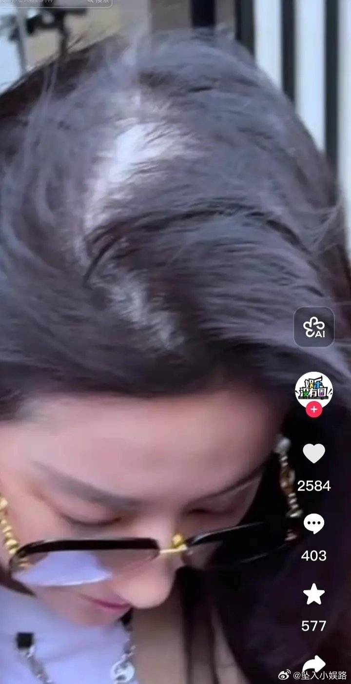 迪丽热巴的头发发生了什么