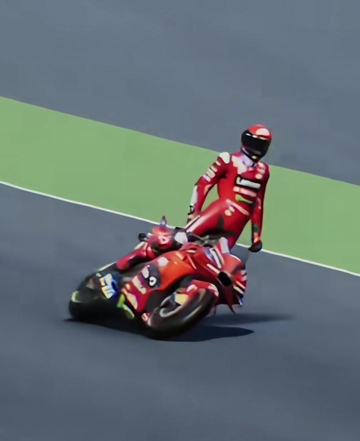 说真的，法国车手瓦伦丁·德比斯这人跑比赛，真不是冲那点奖金去的。拿两个世界冠军，