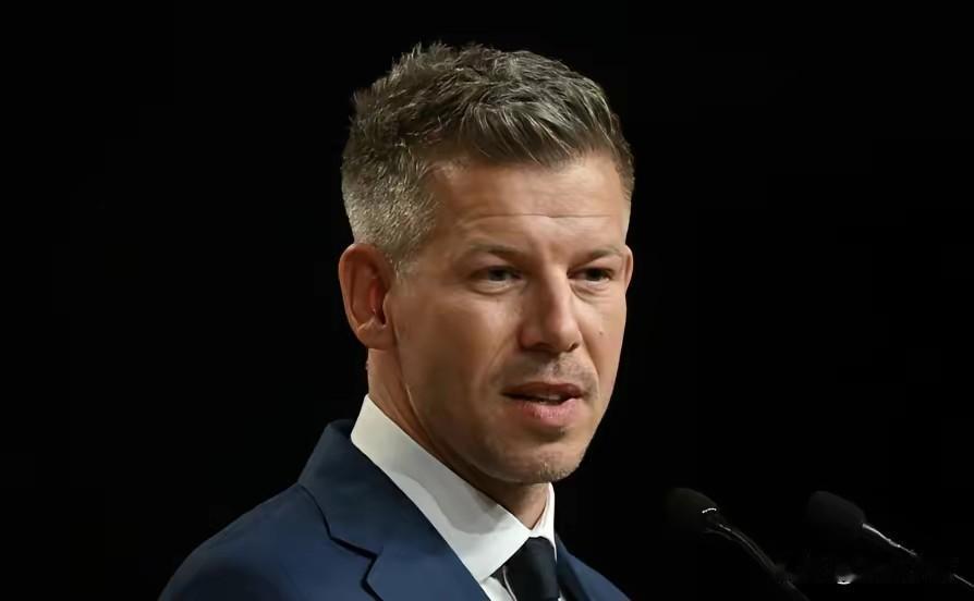 匈牙利在不出一分贷款的前提下同意了欧盟对乌克兰的900亿贷款。网友：乌克兰获得