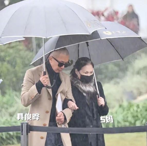 抛开这几家人的是非恩怨不谈，单从既得利益这方面考虑，汪小菲亏得多，具俊晔赚的多。