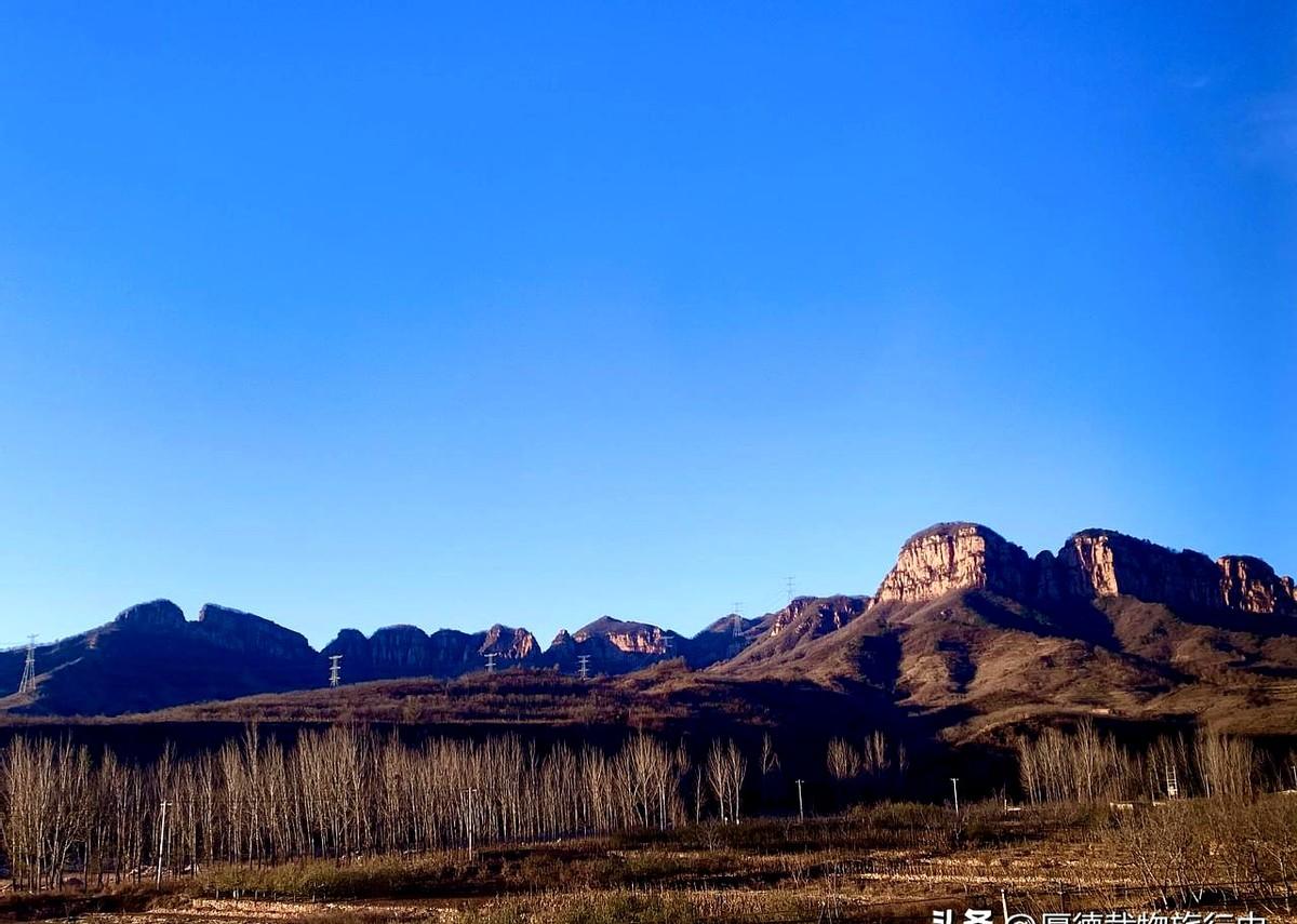 “返乡滞乡”不是个别现象！“返乡”是指农民工大量回归农村。“滞乡”是指农民农