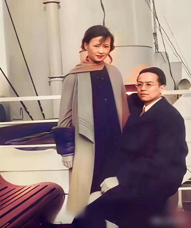 林徽因蜜月旧照突然翻红，当年她的衣服，放到现在你都不敢说不是爆款，凭什么？