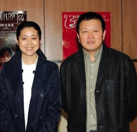 1999年，40岁高龄产子的倪萍发现儿子患有先天眼疾，还有生命危险。她肝肠寸断，