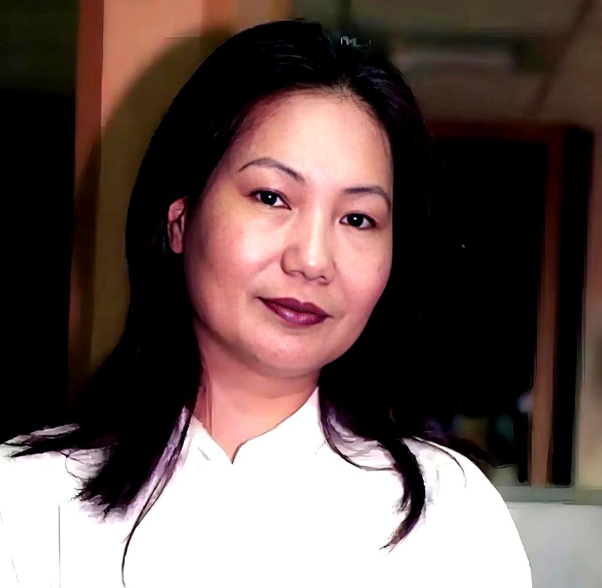 “不抢抚养权，却夜夜对着手机里的外孙照片掉泪。”S妈一句话，把汪小菲推上风口浪尖