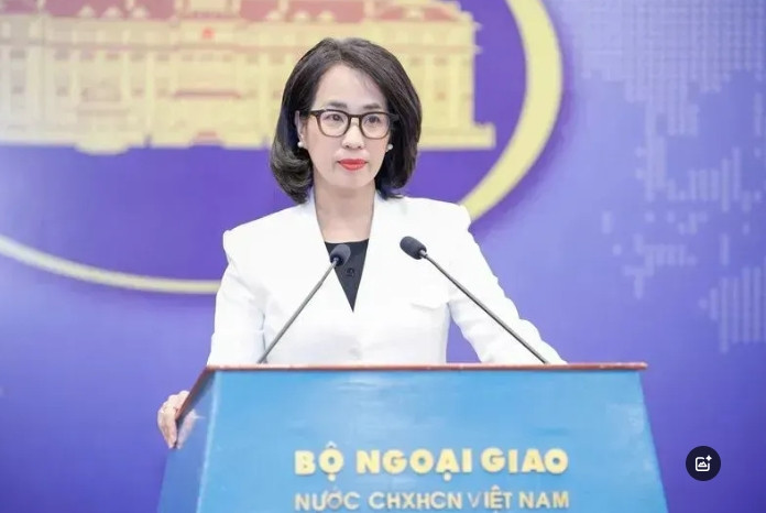 中国还没有发话，越南却先出手了！越南警告泰国和柬埔寨，让他们赶紧进行和平谈判，据