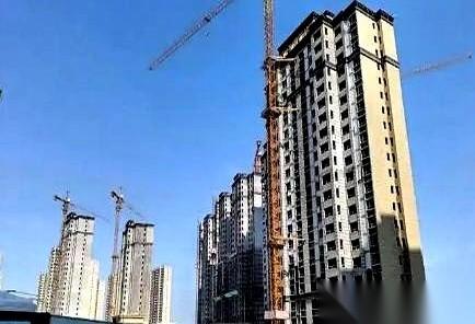 黑龙江一个大姐，花了整整14年，就为了讨回自己的500万。最后，法院执行回来的