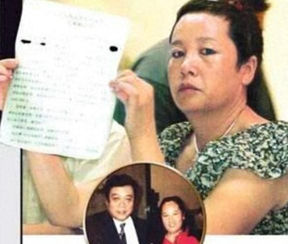 “赵忠祥瞒着妻子与我发生关系多年，变态嗜好让我身心俱裂！”2004年，饶颖被告上