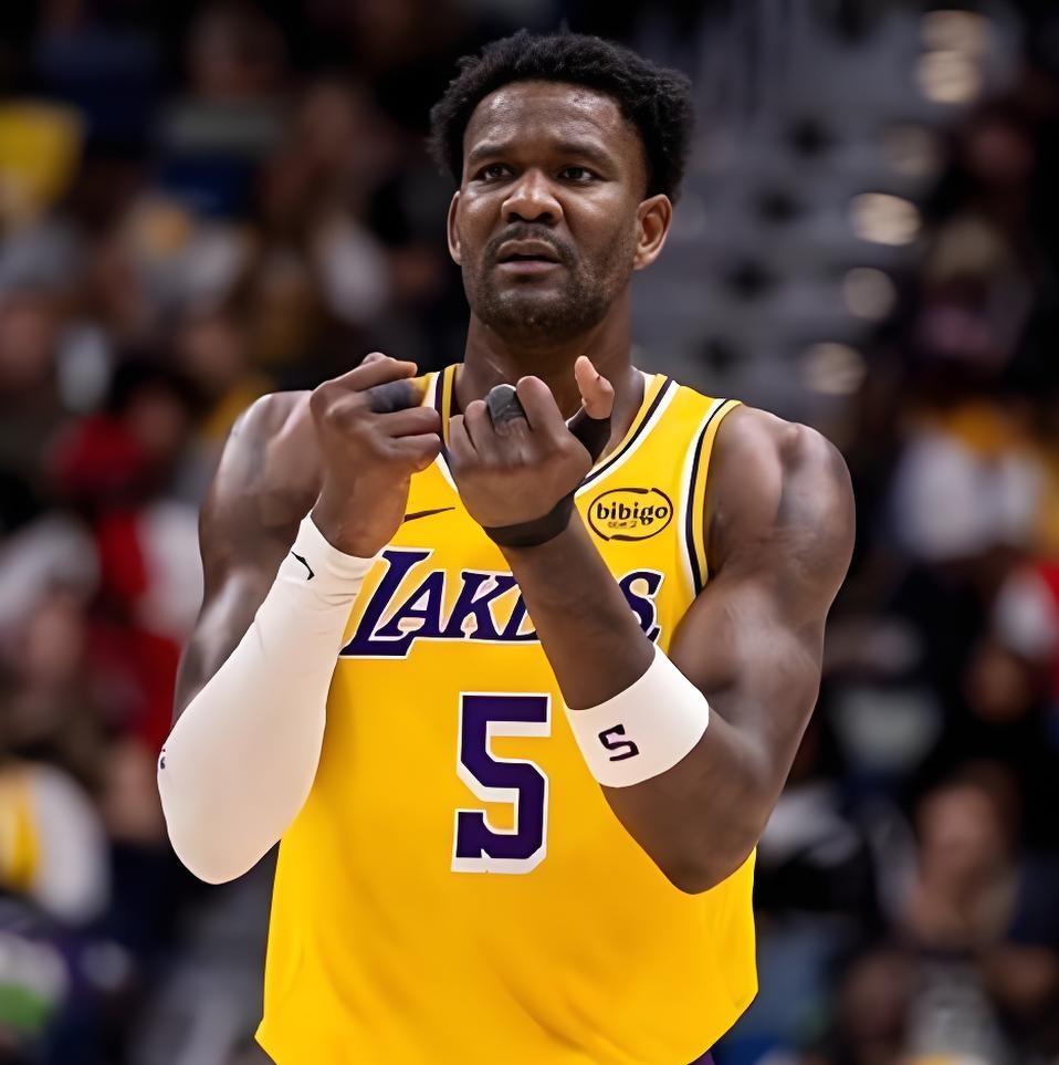 湖人跪安吧！火箭4-0横扫没商量！常规赛收官，西部前六尘埃落定，真正的“大逃