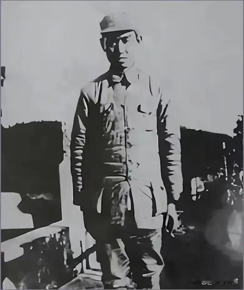 延安深夜截获诡异电报，竟来自大别山失联孤军，毛主席追问司令是谁，真相揭开全军肃立