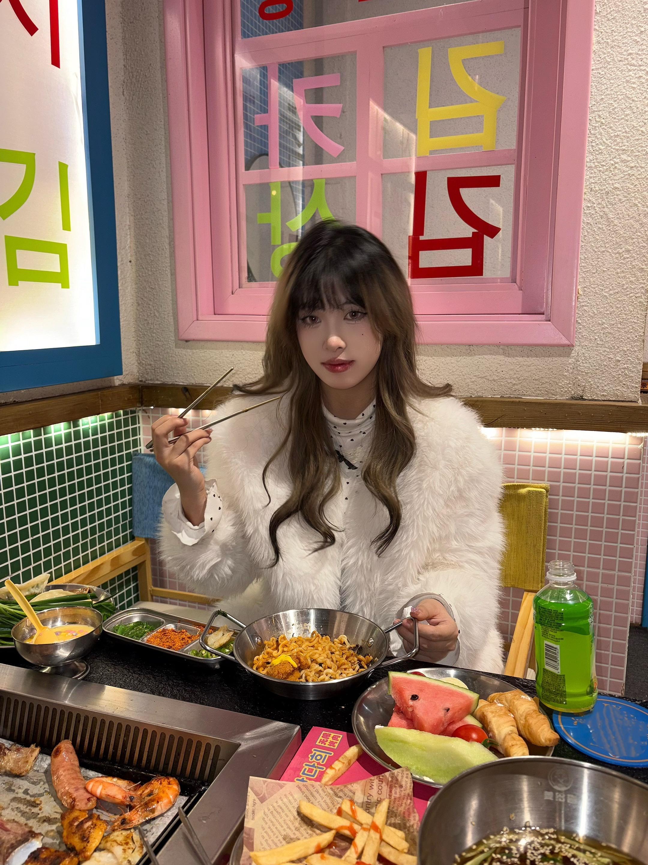 淡淡的就會顺顺的₍₌᳐･⩊･₌᳐₎੭  ⁎⁺