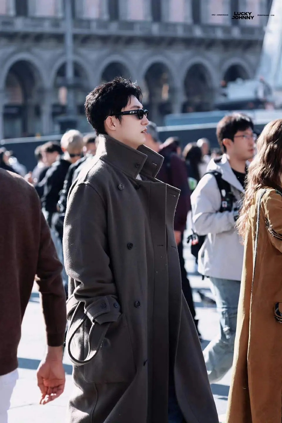 黄景瑜米兰时装周路透​​​