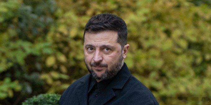 美媒，在美国特朗普总统的支持者中，支持重新开始对乌克兰进行军援的呼声高涨，92%