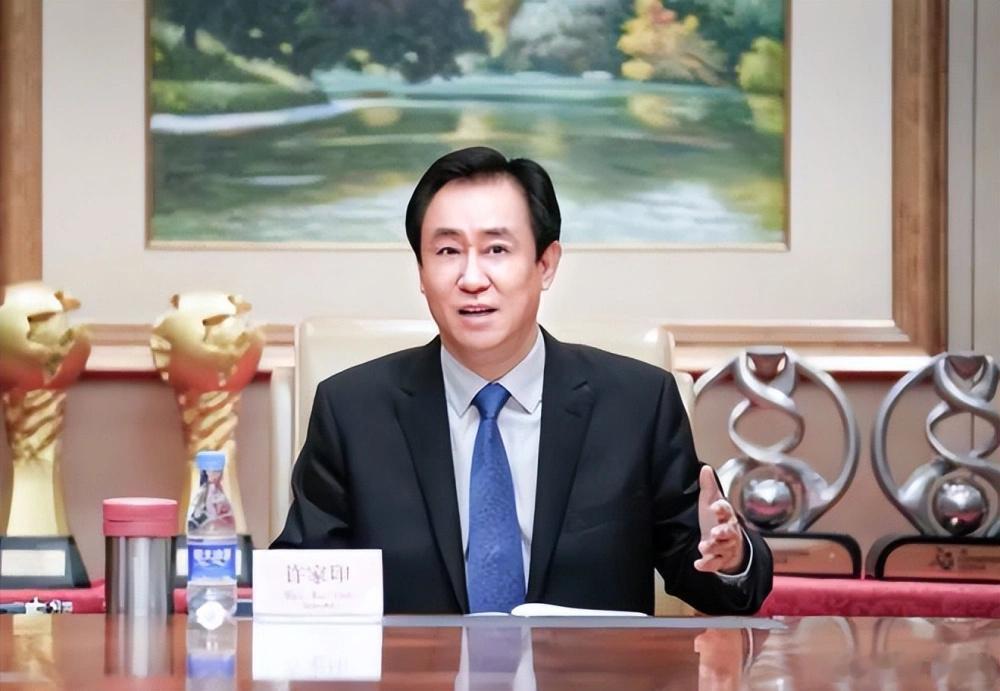 许老板有一点我是很佩服的：对于他要用的人，工资上从来不含糊。夏海钧年薪2.7亿、