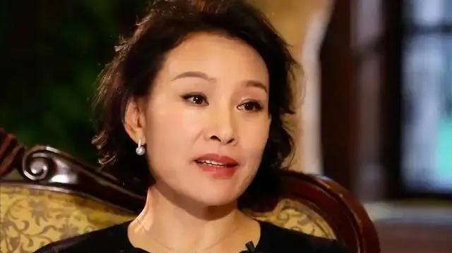 每个人都有挑国家的自由，但别忘了根在哪儿，特别是那些供你滋润的地方。中美贸易战