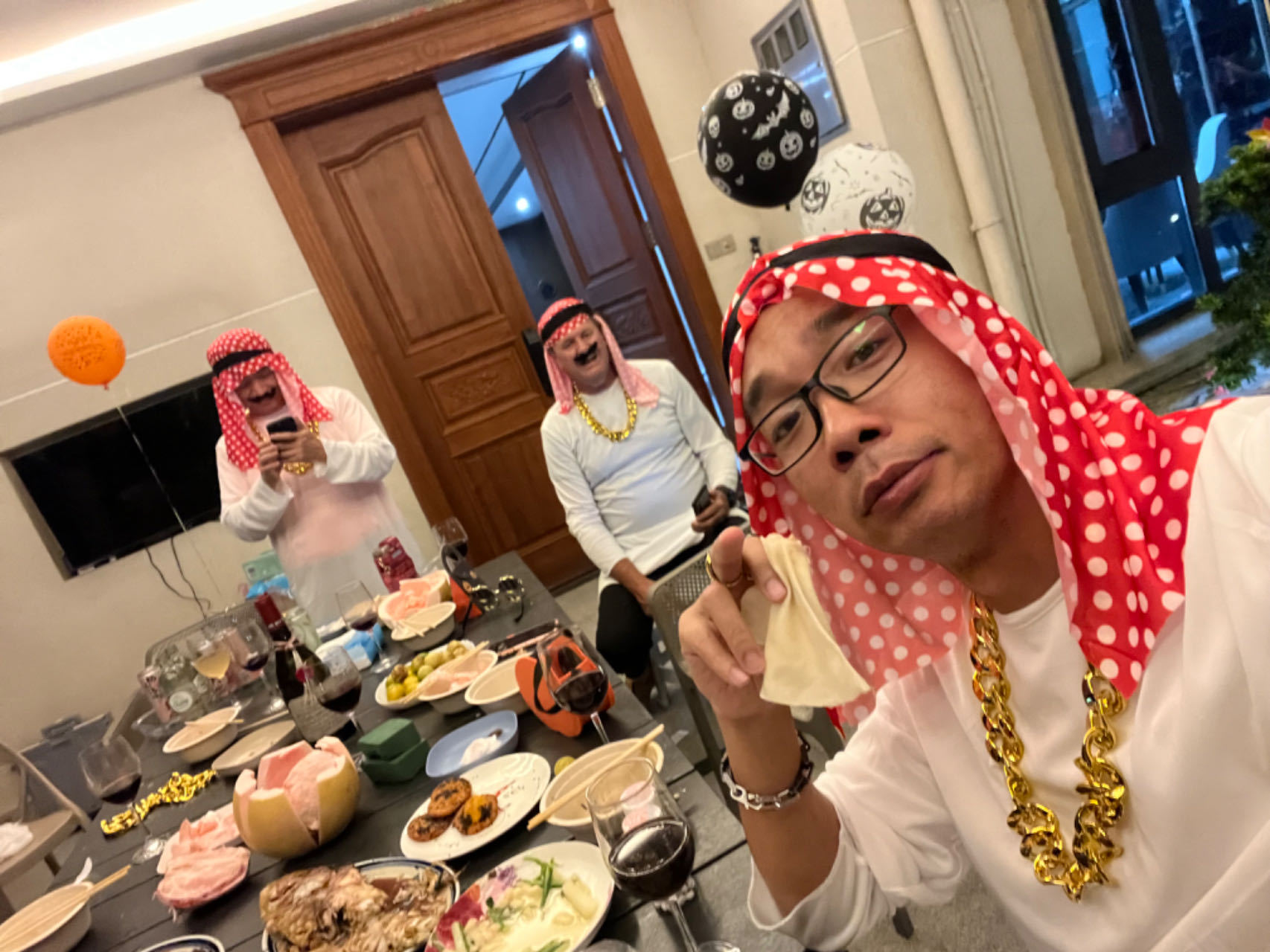 全世界早晨！Bomdiaaomundotodo!