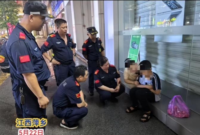 5月22日，江西一叛逆男孩被揍后离家出走3天，父亲在找他的过程中遭车祸身亡，网友