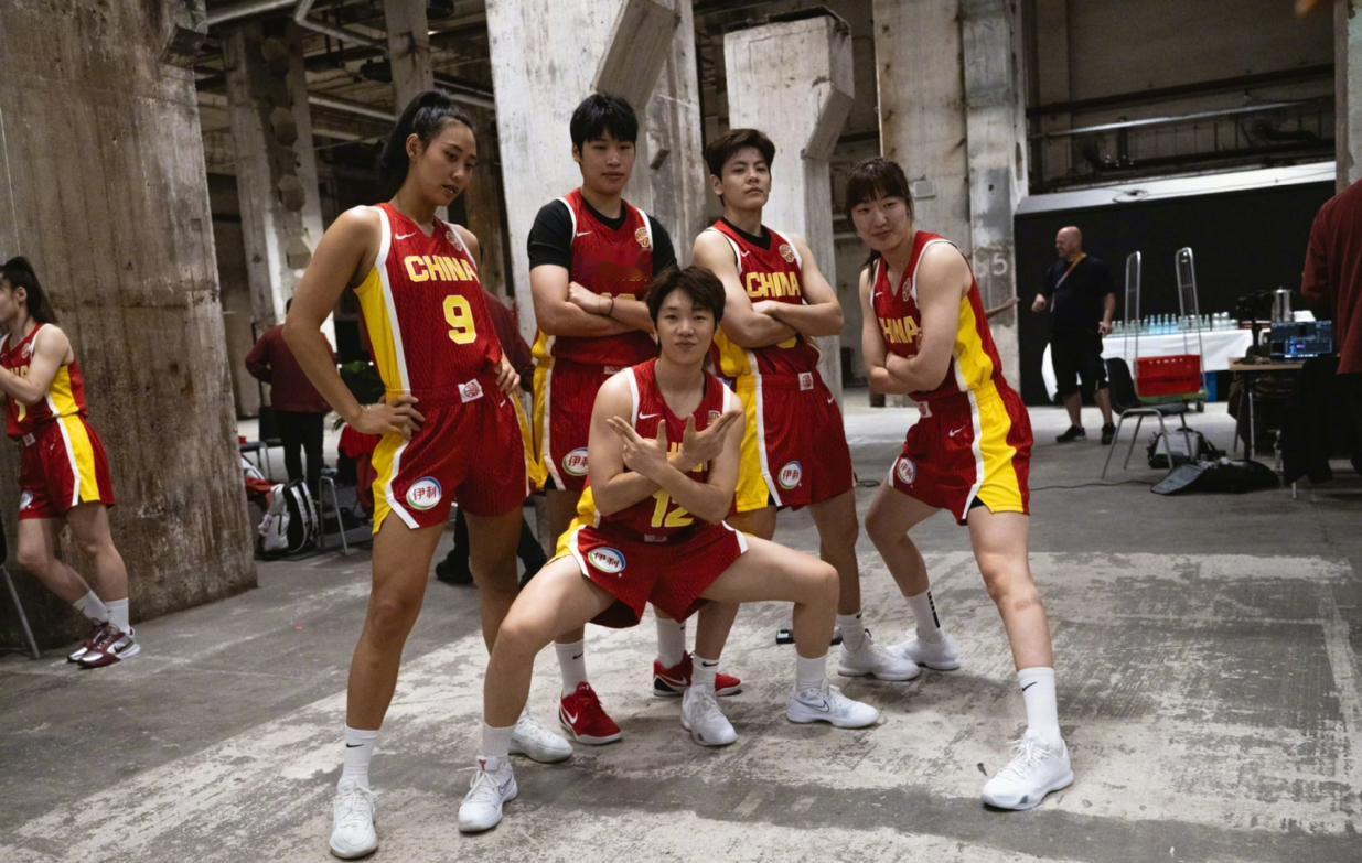 今晚中国女篮的输赢都不重要！是继续练阵容首先，今晚中国女篮不可能战胜美国女篮