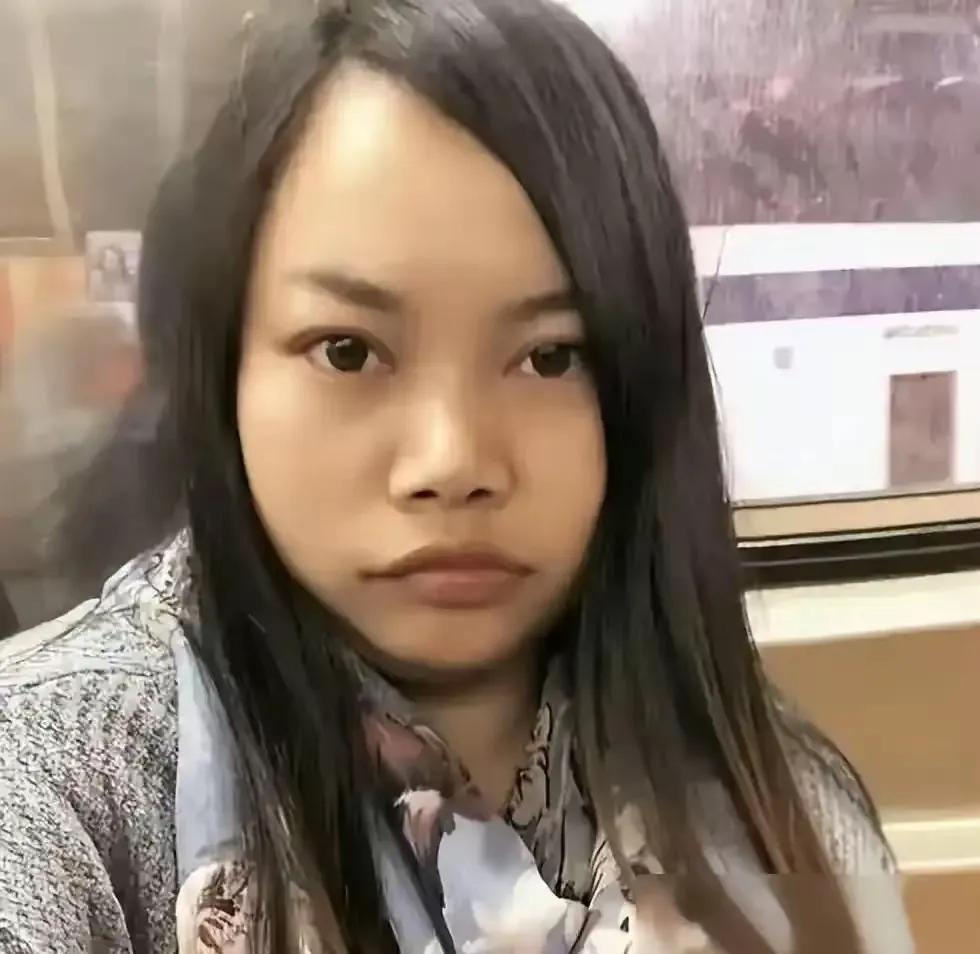 在美国那条能“斩杀”不少中产的生存红线面前，曾被全网调侃的凤姐居然稳稳站住了脚！