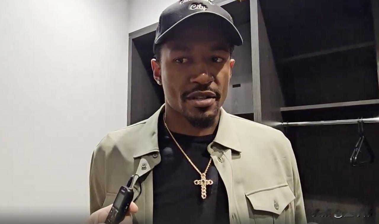 无所谓的态度！比尔谈快船又输了：“我觉得这仅仅只是一场比赛而已，很普通的比赛