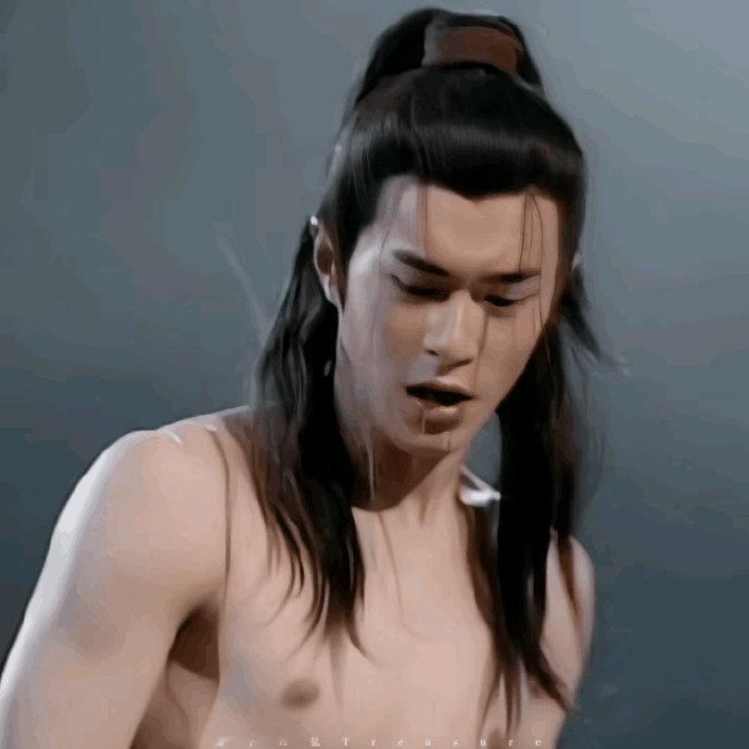 小时候看古天乐的身材真的没觉得有啥，现在是我有眼不识细糠了​​​