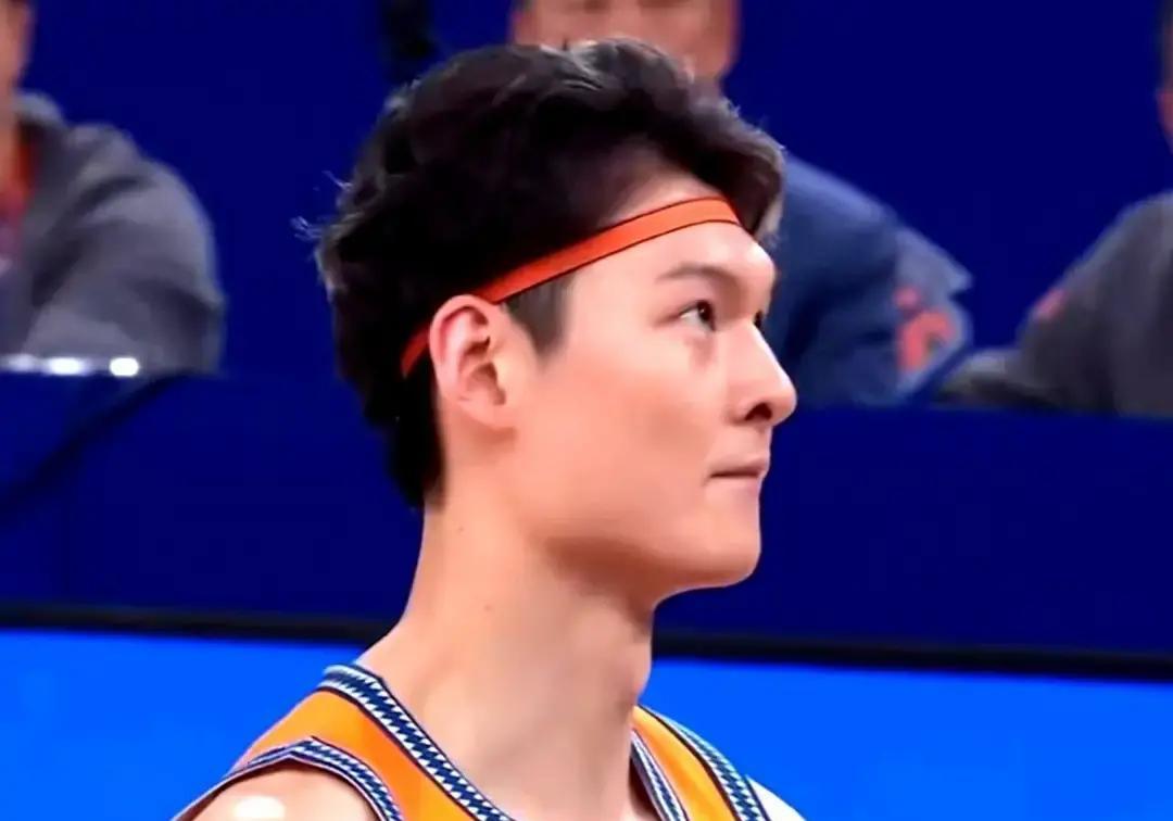 最好的球员，可能不是飞得最高的那个。王哲林悄悄爬到了历史第二的位置。9127分