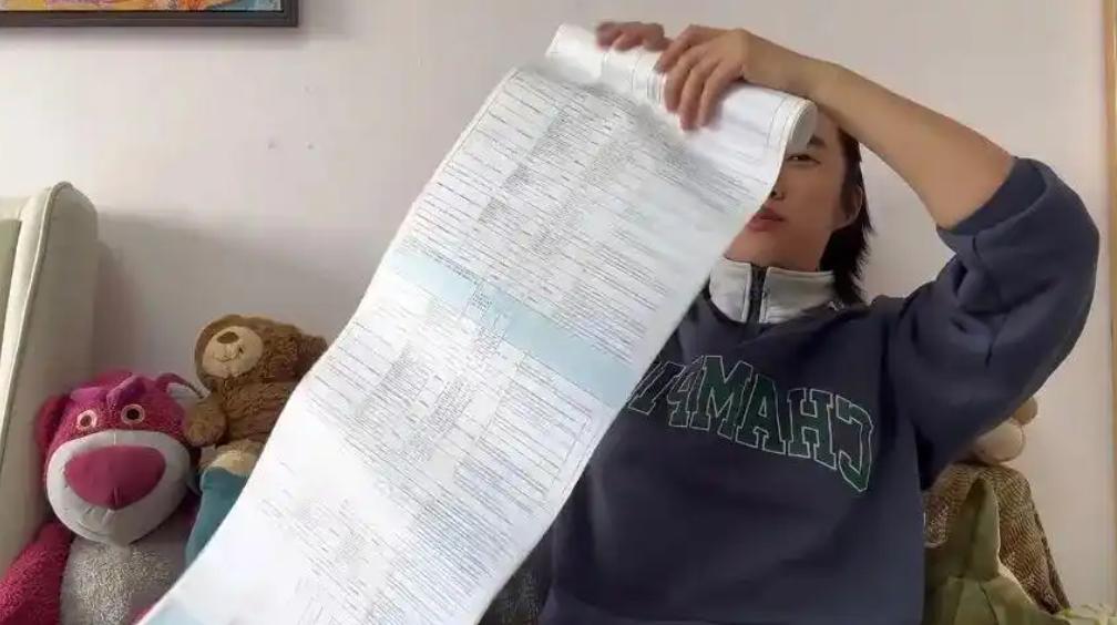 离谱到冒烟！网红读书博主彻底翻车了！一个近50万粉丝的头部博主，宣称一年读了7