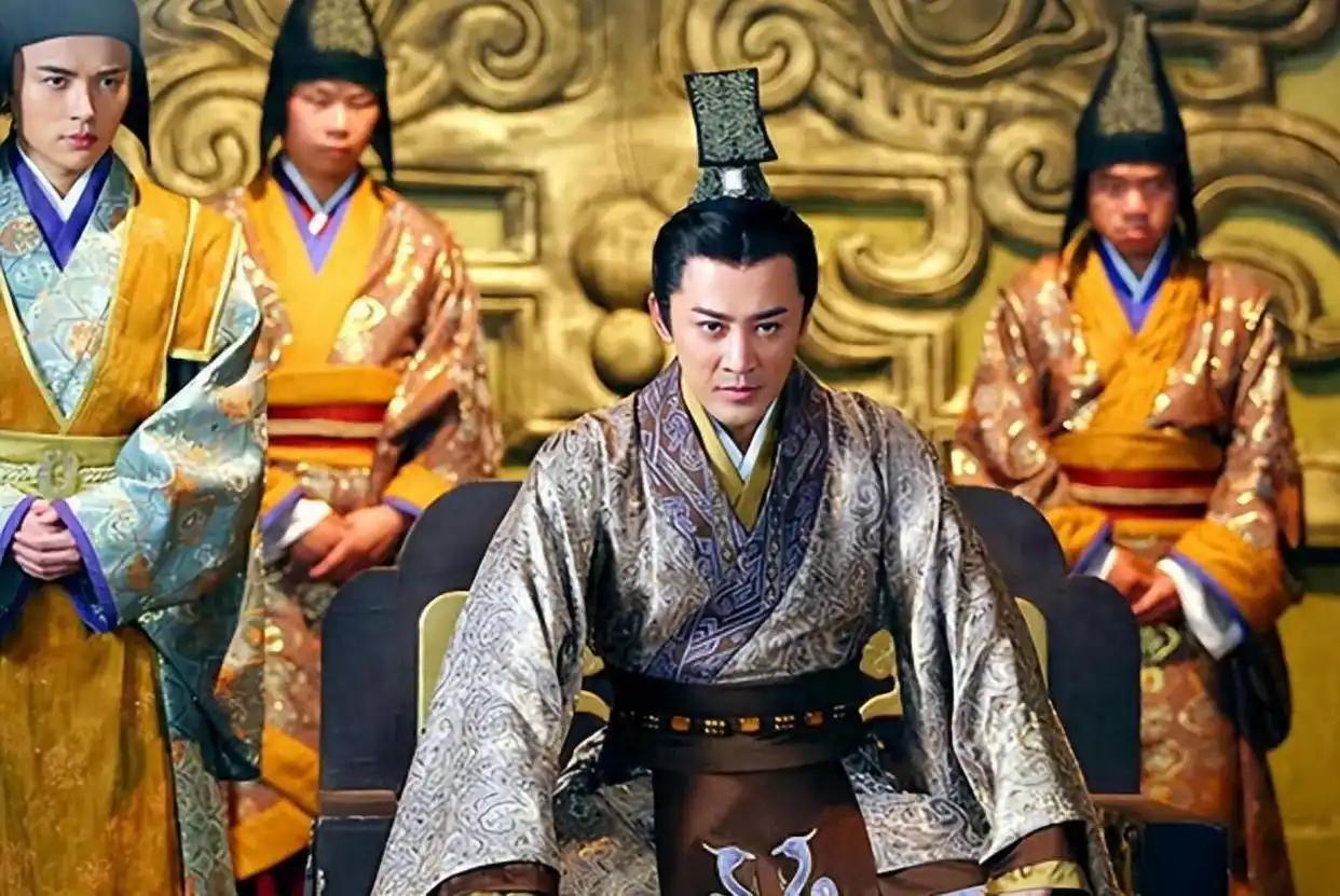 为何汉元帝要重用宦官？ 汉元帝重用宦官的选择，实则是西汉宫廷权力逻辑与个人命