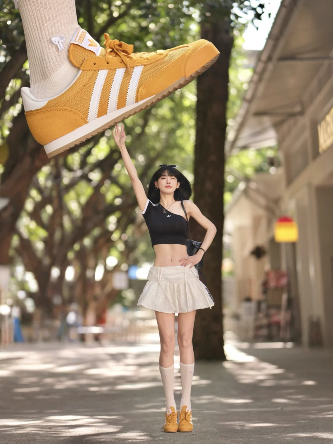 跳起来，拍了拍夏天☀️