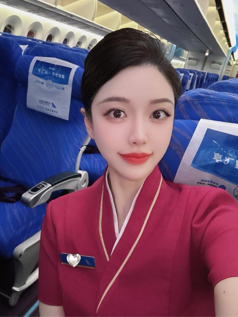 气质空姐空姐气质空姐空姐职业照空姐写真空姐职业制服温婉空姐印象清纯空