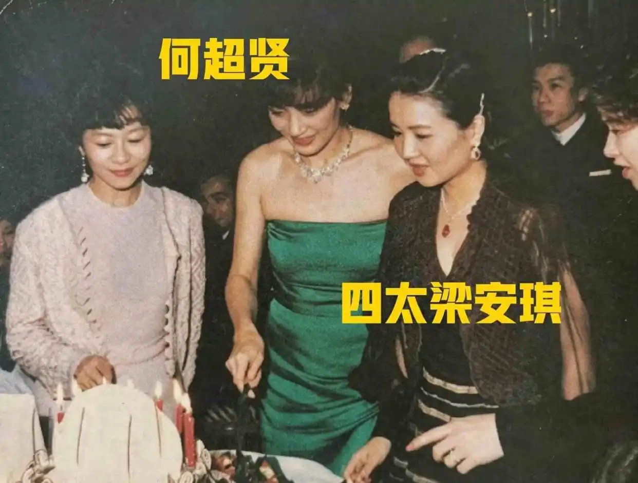 赌王大房外孙何家荣，罕见露面，现身四房何猷君答谢宴！​