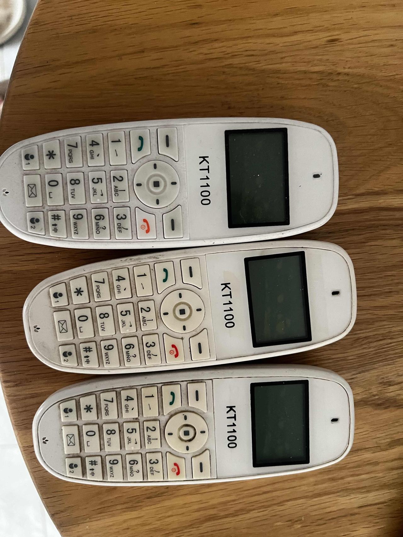 现在某壳的中介费有的房东收2个点，客户方收0.5个点，因为现在的二手房不太好卖了