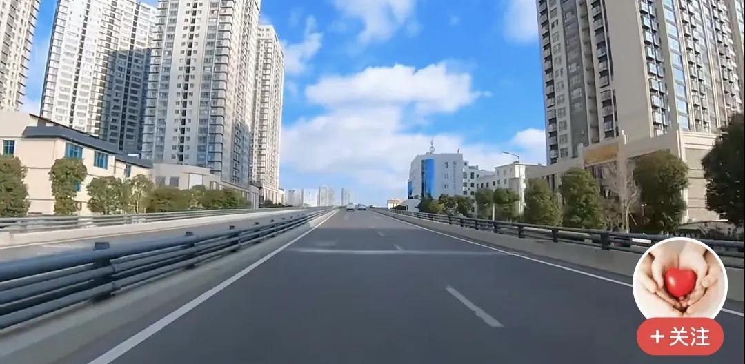 搞不懂了，据说川A、重庆崽已经云集云南曲靖避暑！云南曲靖确实是云南第二大城市，