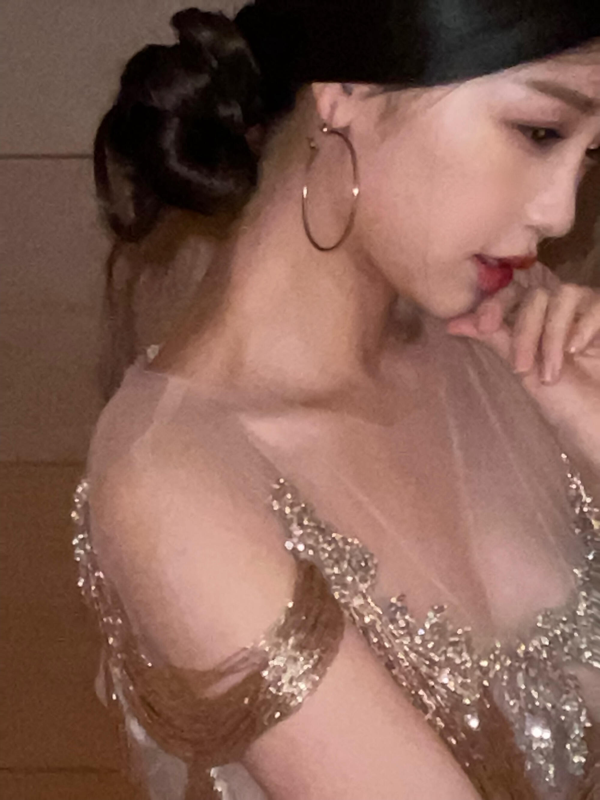 隔着屏幕闻到了女神的香气…​​​