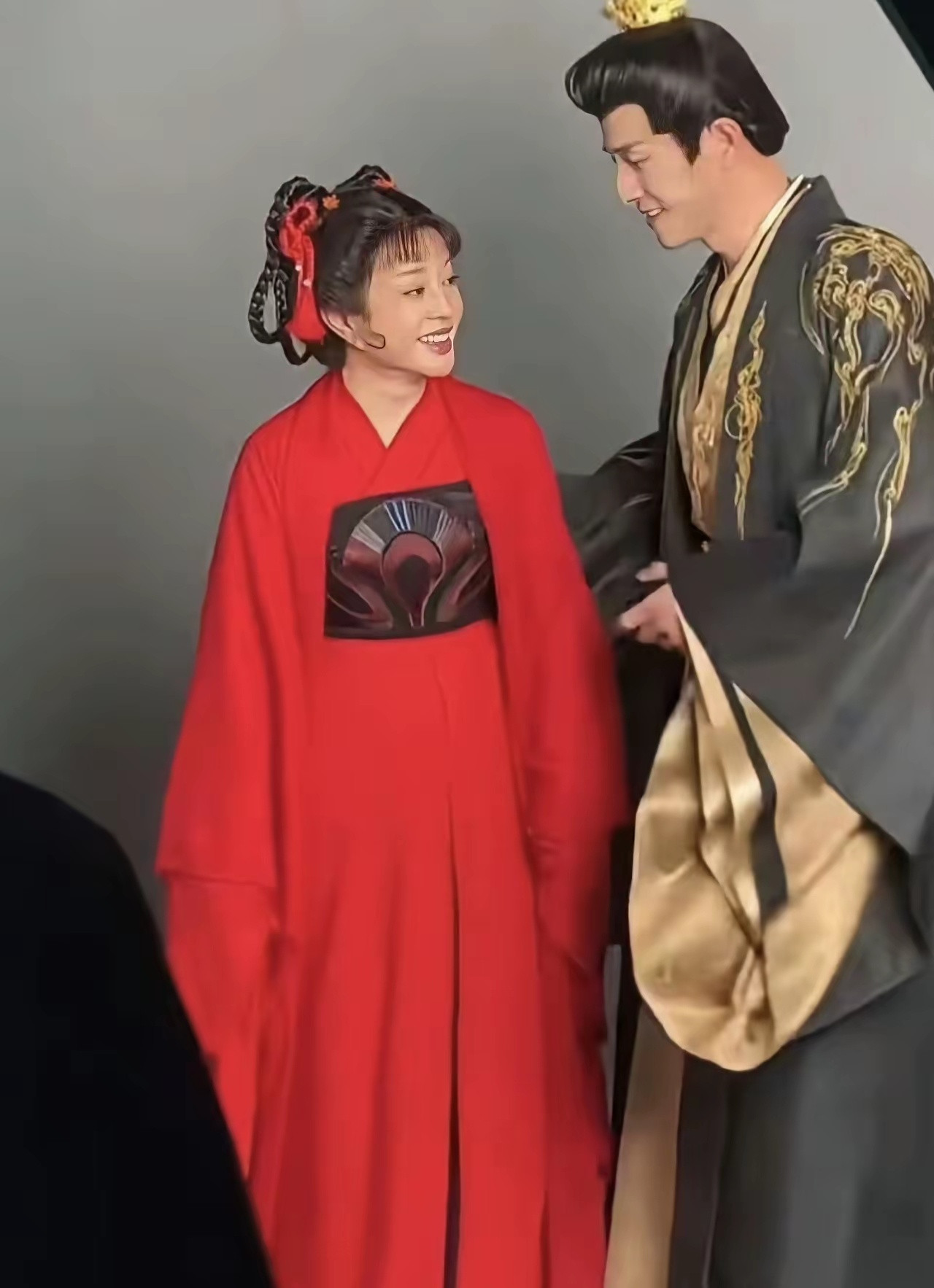 75岁的刘晓庆短剧中饰演18岁少女，好有违和感[捂脸哭]​​​