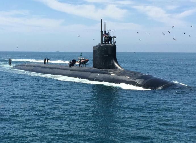 每天认识一件兵器美国“海狼”级潜艇“海狼”级潜艇是美国于20世纪80年代研制的