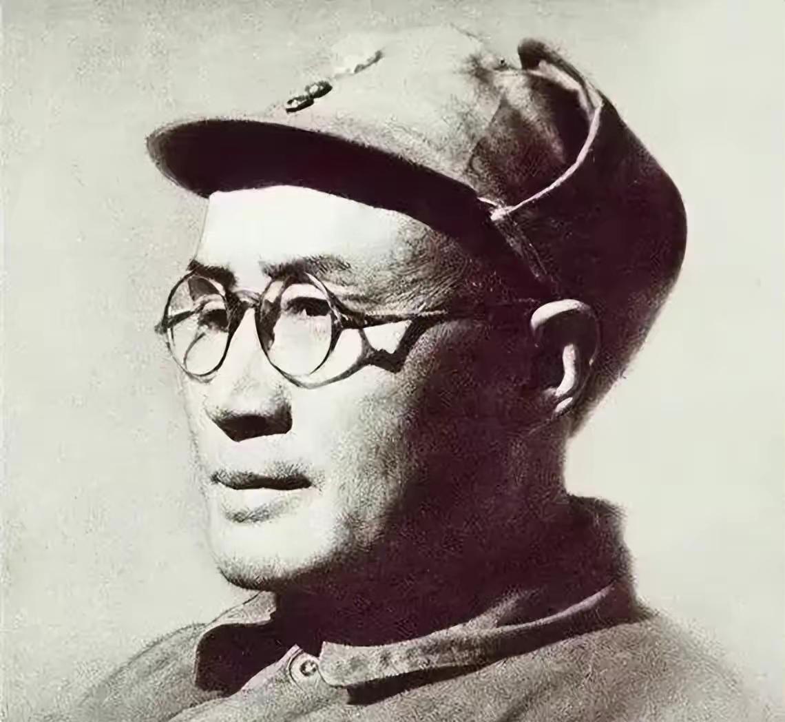 1962年10月，刘伯承在北京地图前拿起电话，用一句话终结了前线的激烈争论：此后