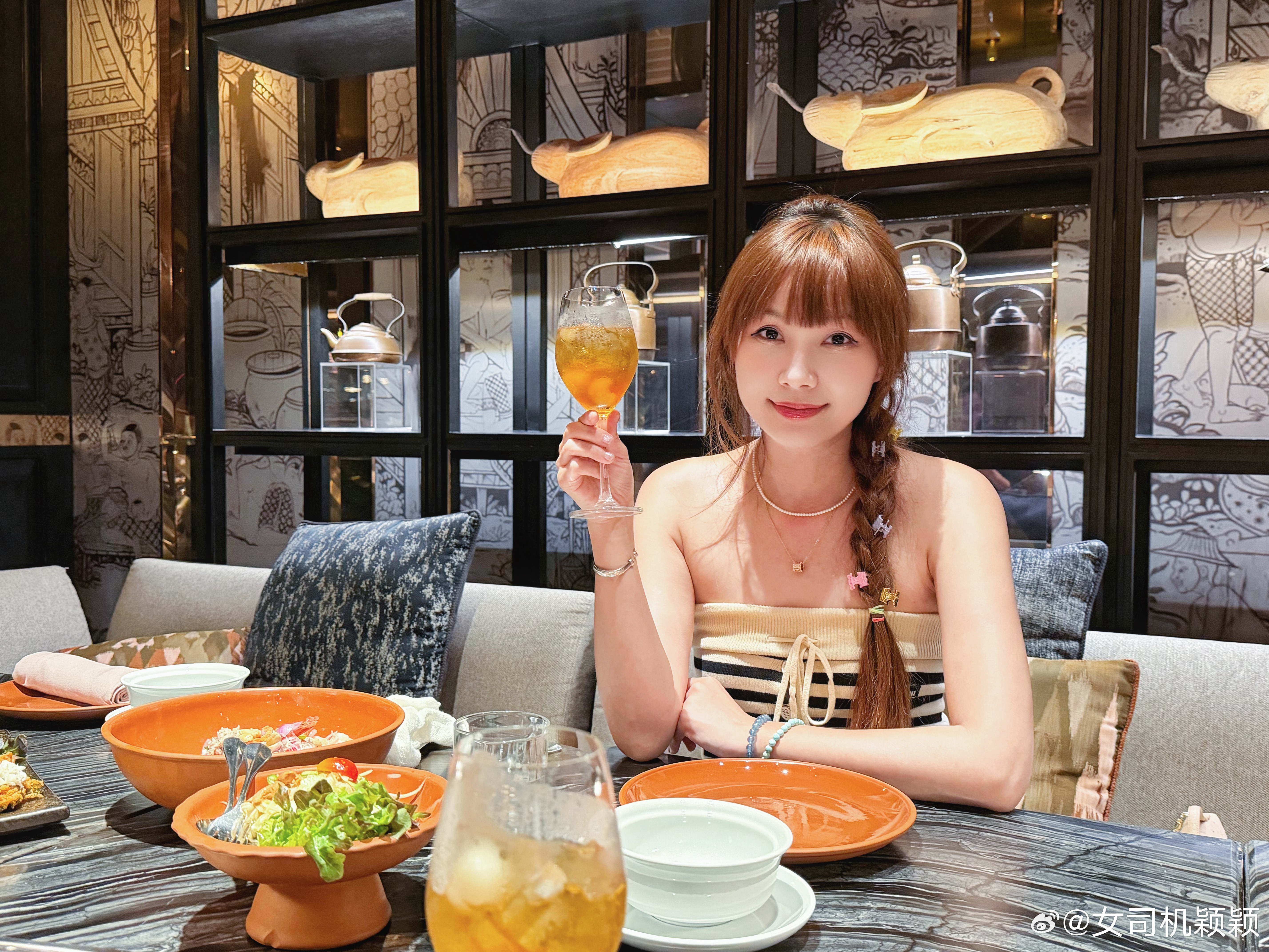 曼谷吃泰国菜直接冲素坤逸凯悦酒店就对了～泰国真的是一个很神奇的地方就像一个宝藏