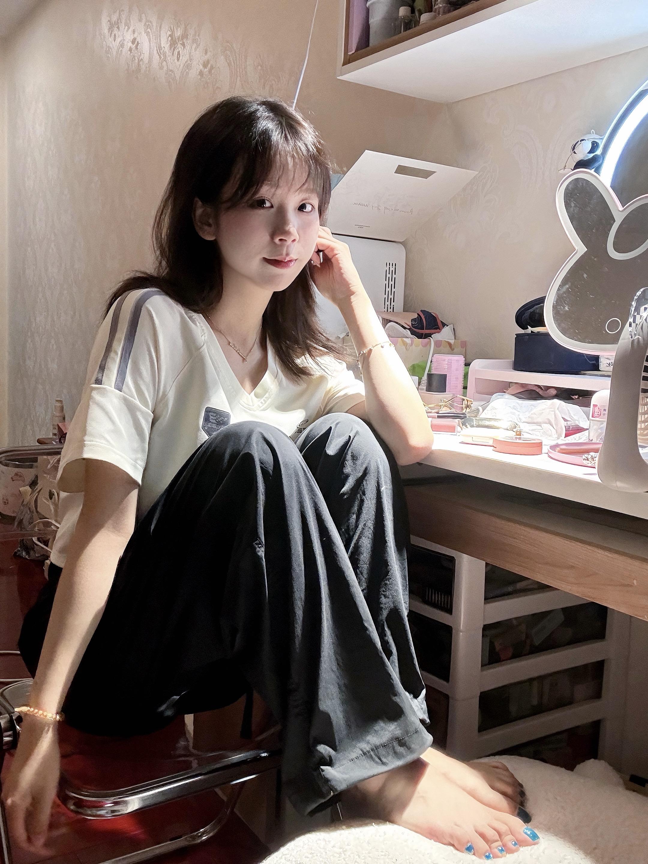 事生活给我一巴掌 我说没有上次爽。