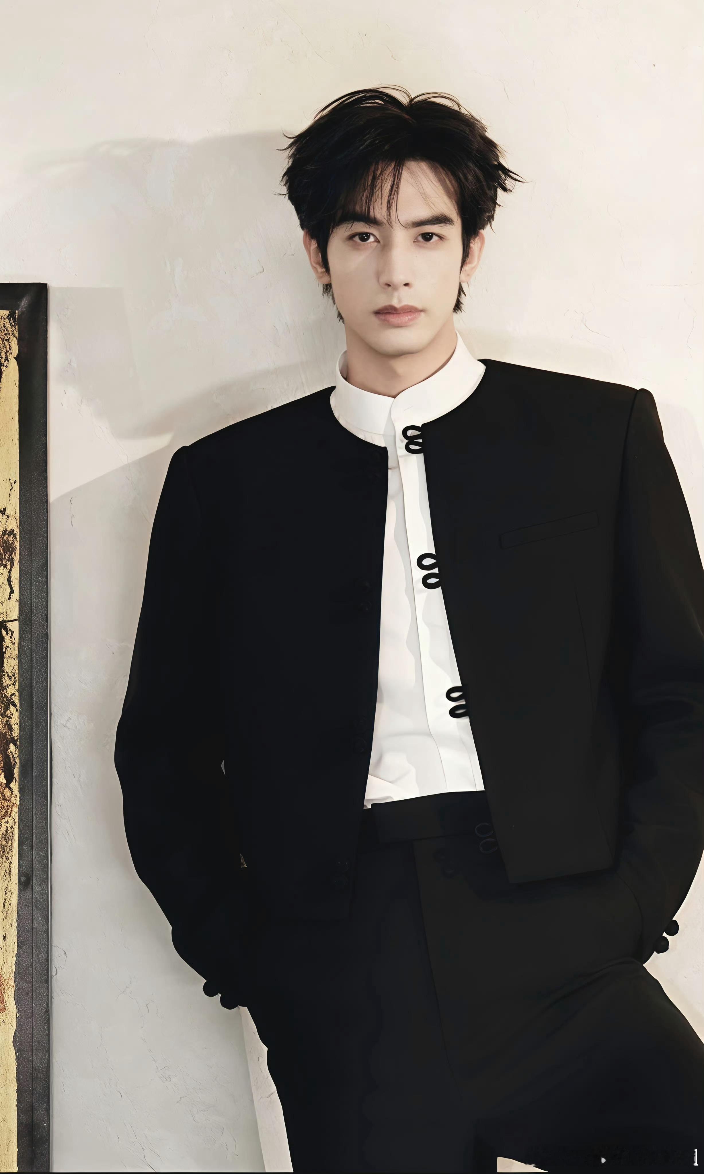 郫县新帖，张凌赫宋威龙杨洋谁是90后颜霸